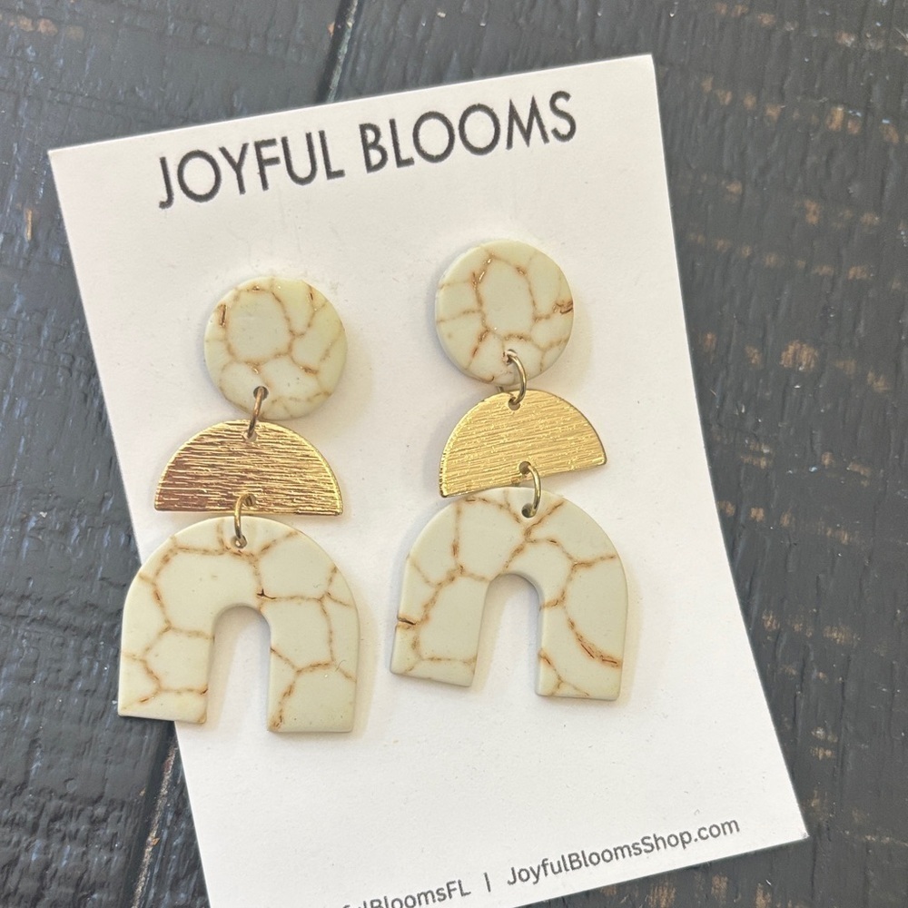 Cream and Gold Marble Pattern Geometric Arch‎ Drop Earrings